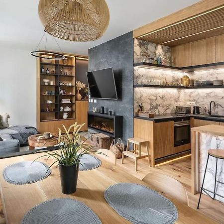 Luxury 2 Bedroom Mountain Escape Harrachov Exterior photo
