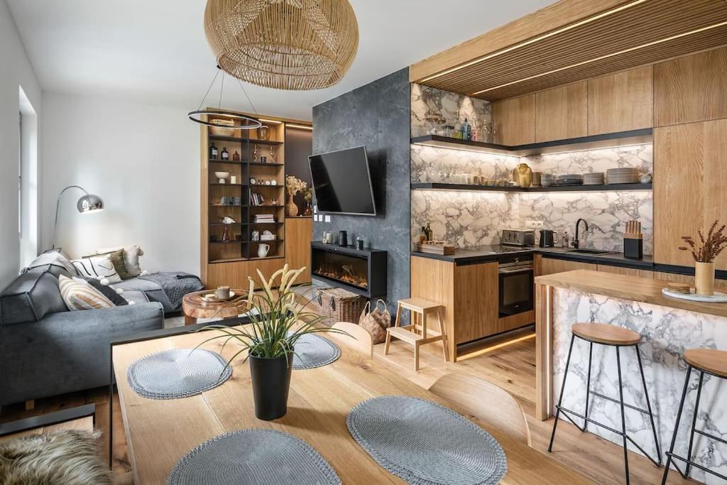 Luxury 2 Bedroom Mountain Escape Harrachov Exterior photo